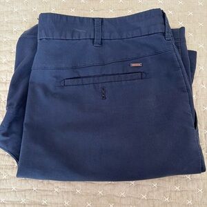 Izod Golf Srts sz 38. Never been worn!